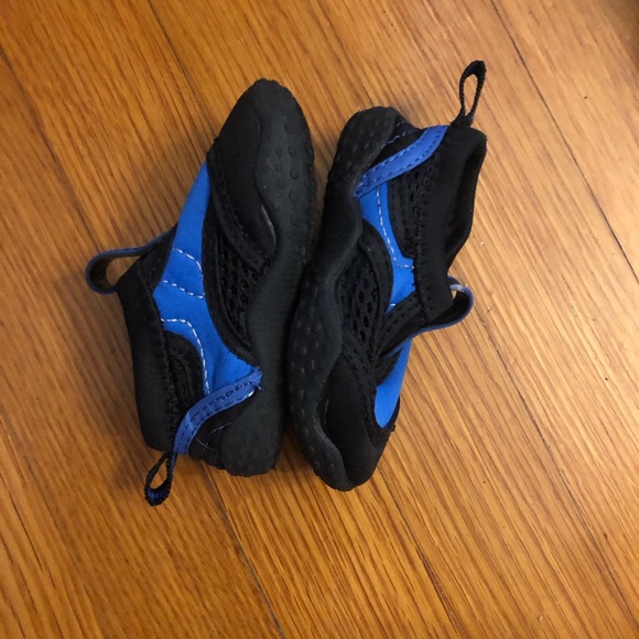 Water shoes for Toddlers - Picture 3 of 4